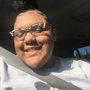 Meet your Posher, Cameryn